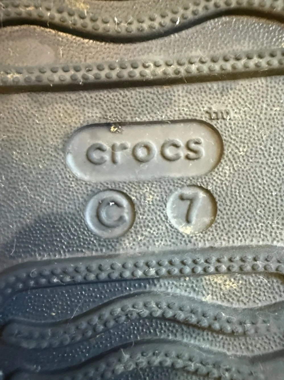 CROCS Kids Navy/Red Dual-Strap Sandals & 101 Dalmatians tennis shoes size 61/2